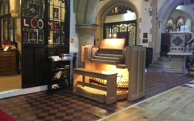 St Peter's Caversham organ
