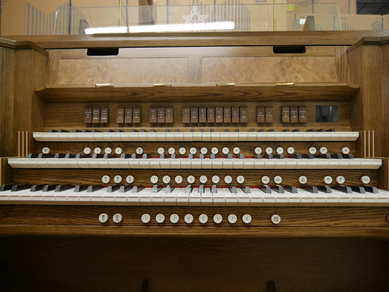 Regent Classic Organ - Direct front