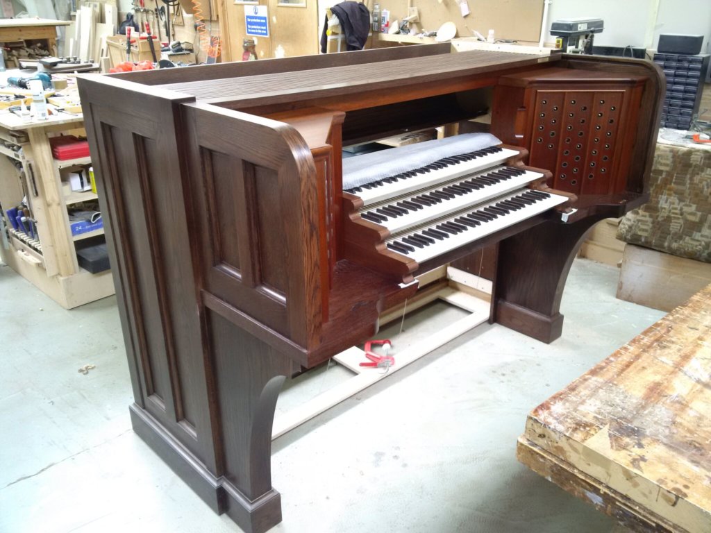 Regent Classic Skinner Style Organ video - Regent Classic Organs