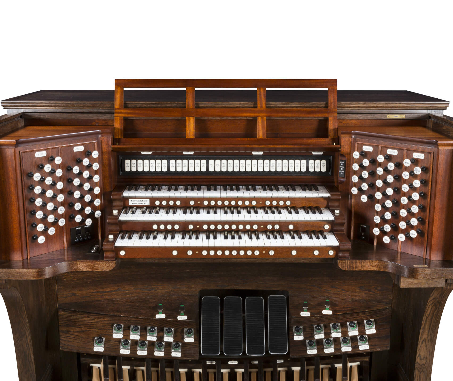 Skinner Style Organ – Console Close Up
