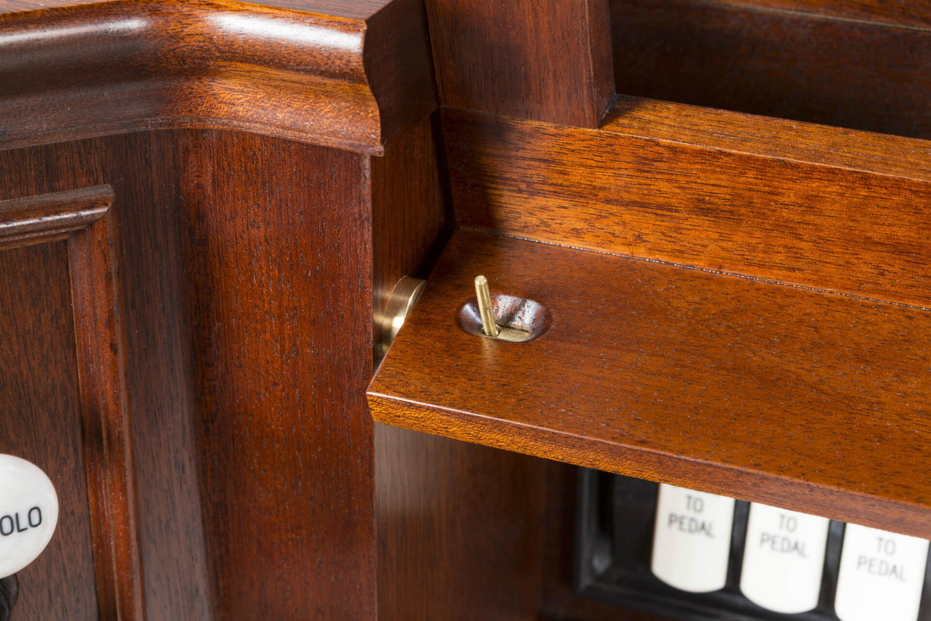 Skinner Style Organ – music desk hinges