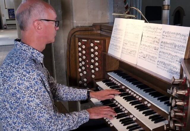 Percy Whitlock on Regent Classic Organ