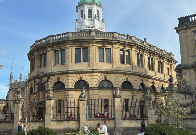 Sheldonian theatre exterior
