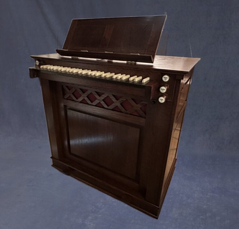 Worcester College Chamber Organ - Regent Classic Organs