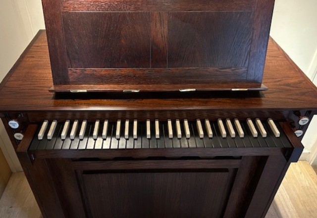 Worcester College Chamber Organ front view from above